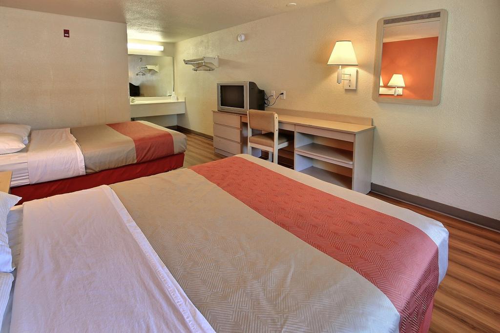 Motel 6-Newport News, Va Luaran gambar